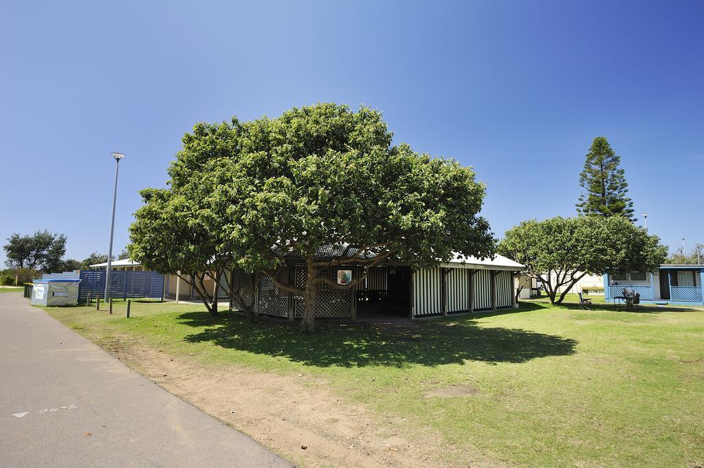 Nrma Stockton Beach Holiday Park酒店 外观 照片